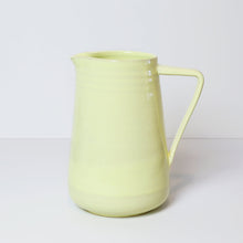 Lade das Bild in den Galerie-Viewer, Ø-Water Jug, Wasserkrug in verschiedenen Farben
