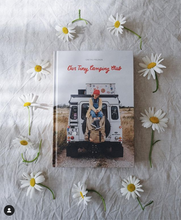 Lade das Bild in den Galerie-Viewer, Our Tiny Camping Club