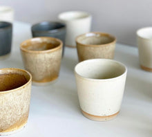 Lade das Bild in den Galerie-Viewer, Ø-Cup - verschiedene Farben