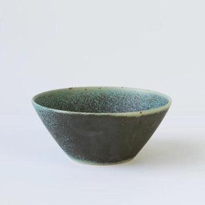 Ø-Bowl in der Farbe green forest handgemachte Keramik aus Bornholm