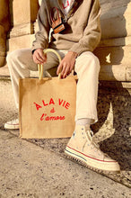 Lade das Bild in den Galerie-Viewer, Tasche - À LA VIE à l’amore