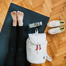 Lade das Bild in den Galerie-Viewer, YKRA Sailor Rucksack als Yogatasche
