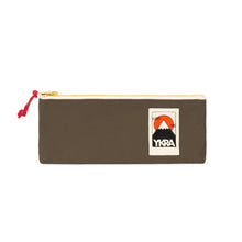 Lade das Bild in den Galerie-Viewer, YKRA Pencil Case in khaki 
